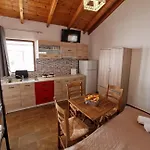 Small Paradise In Kamares 8