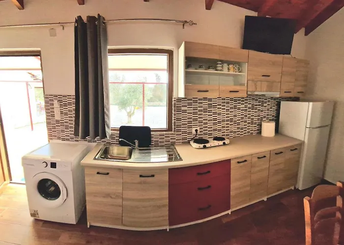 Small Paradise In Kamares 8